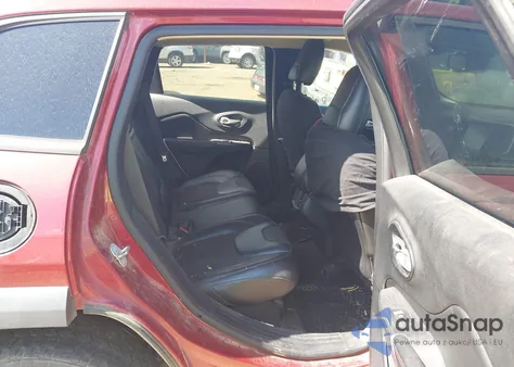 2015 Jeep Cherokee Trailhawk from USA, damaged, VIN 1C4PJMBS6FW746444